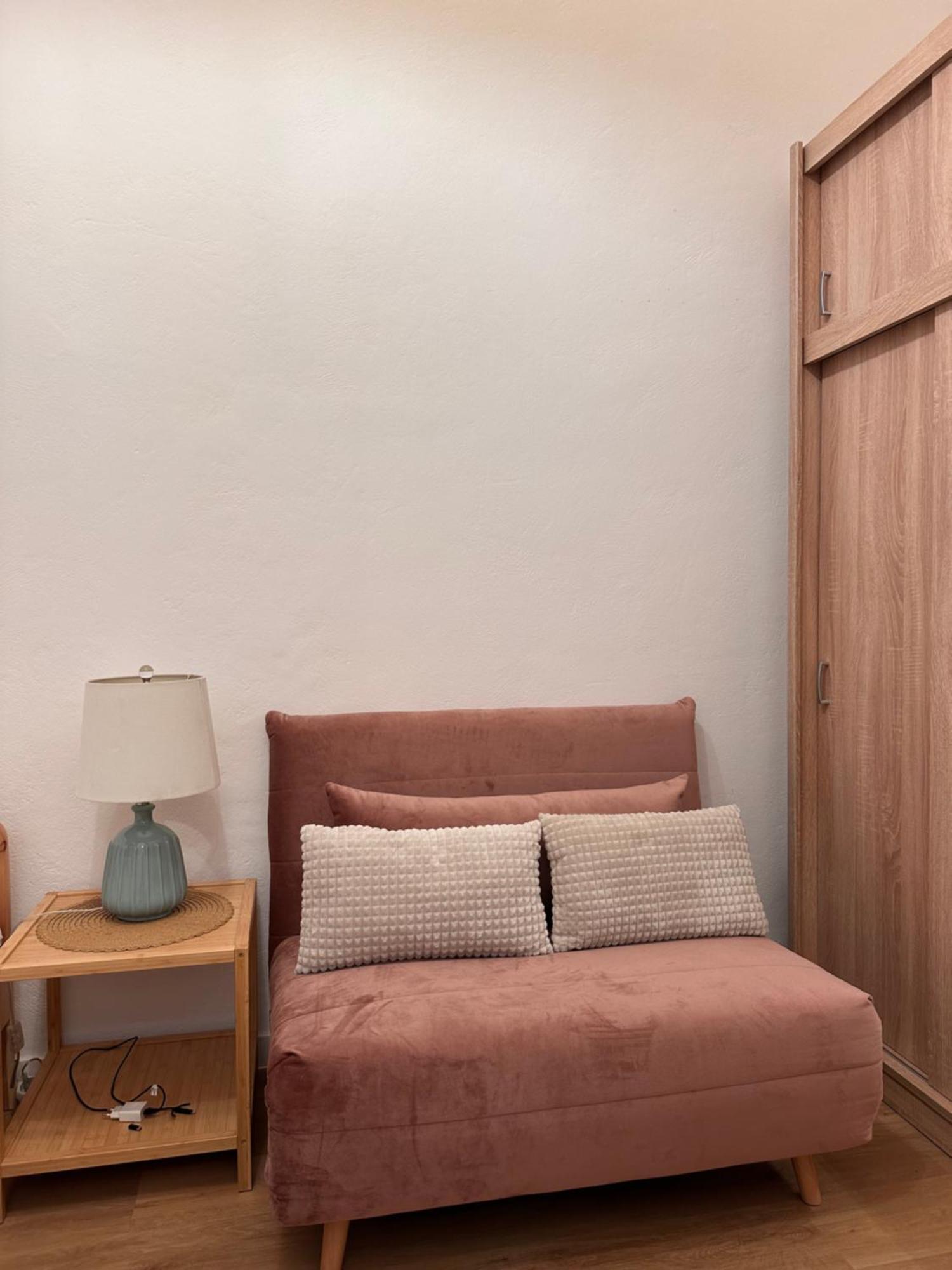Stare Apartment *